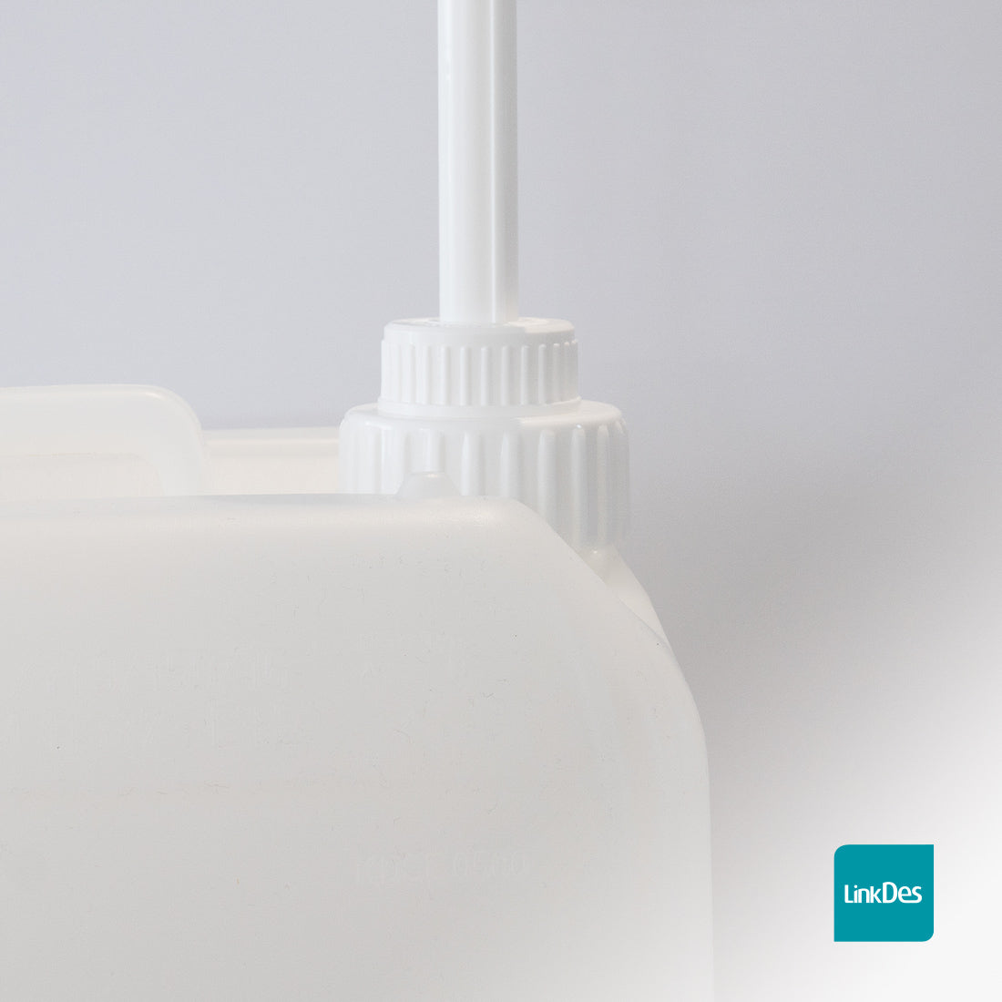 LinkDes® dosing pump for 5 and 10 liter canisters DIN 45